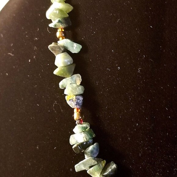 Green Agate Necklace - Picture 4 of 8